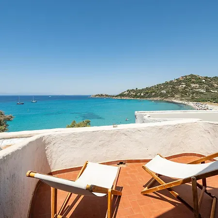 Willa Casa Elena Sardinia- Beachfront A Torre delle Stelle