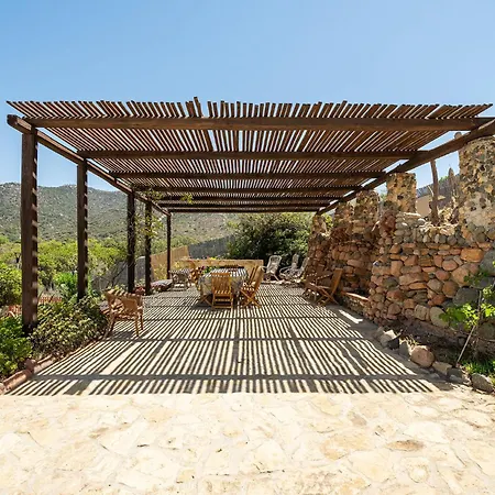 Casa Elena Sardinia- Beachfront A וילה