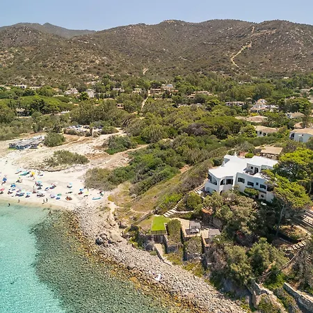 Willa Casa Elena Sardinia- Beachfront A Torre delle Stelle